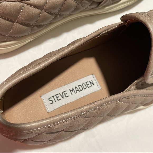 Steve Madden Ecentrcq Neutral Quilted Casual Shoe - Picture 7 of 9